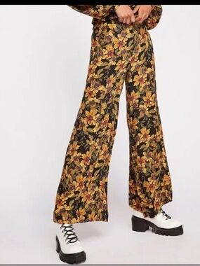 Free People Love Letter Palazzo Wide Leg Floral Print Pant Size 6